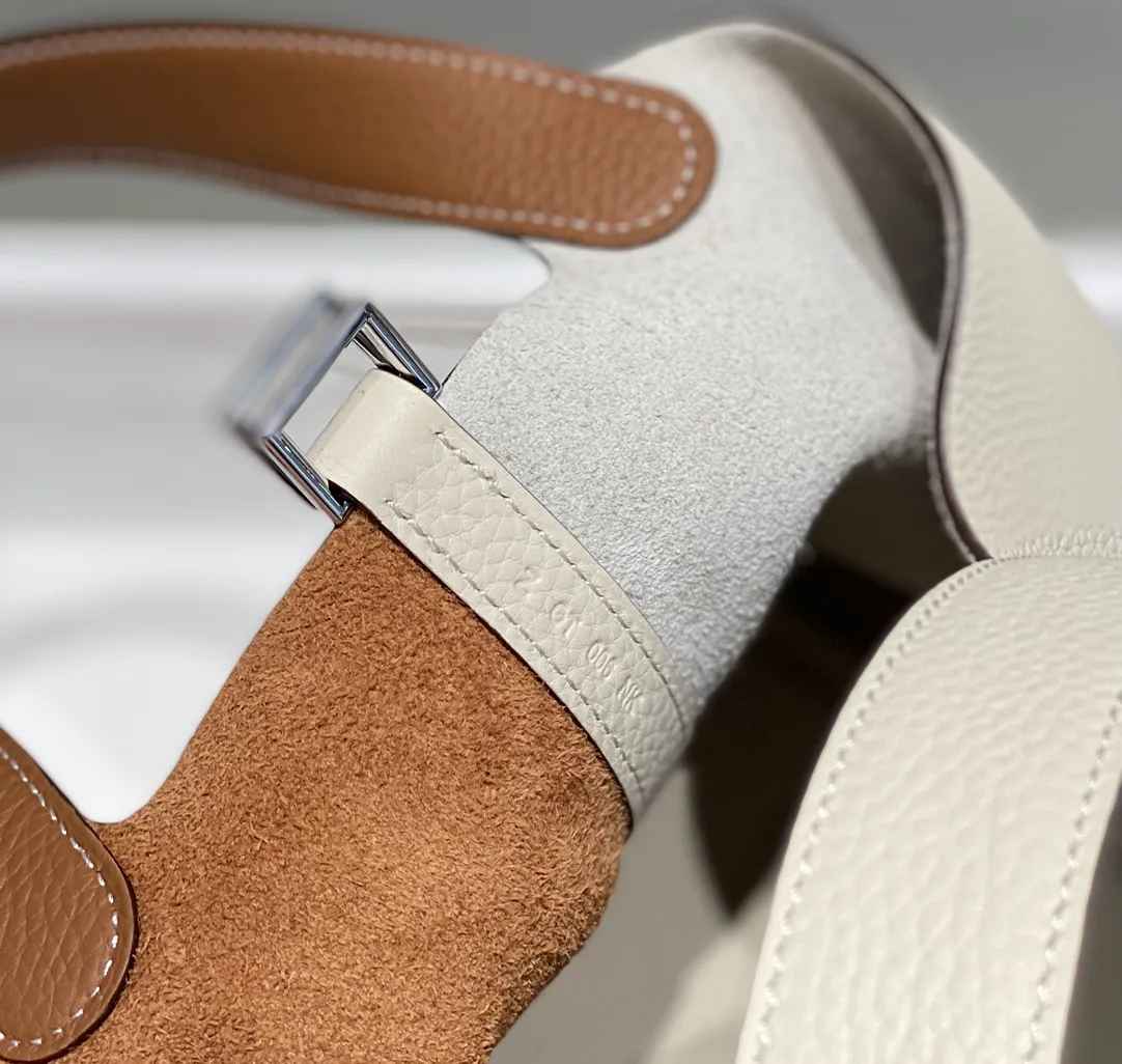 Hermes Picotin Lock 18 Bag Cream/Brown / - Image 6