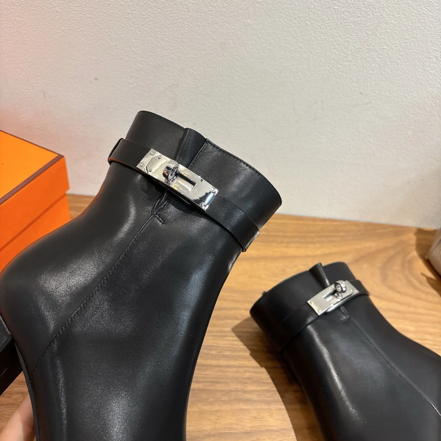 Hermes Saint Germain Ankle Boots Noir - Image 5