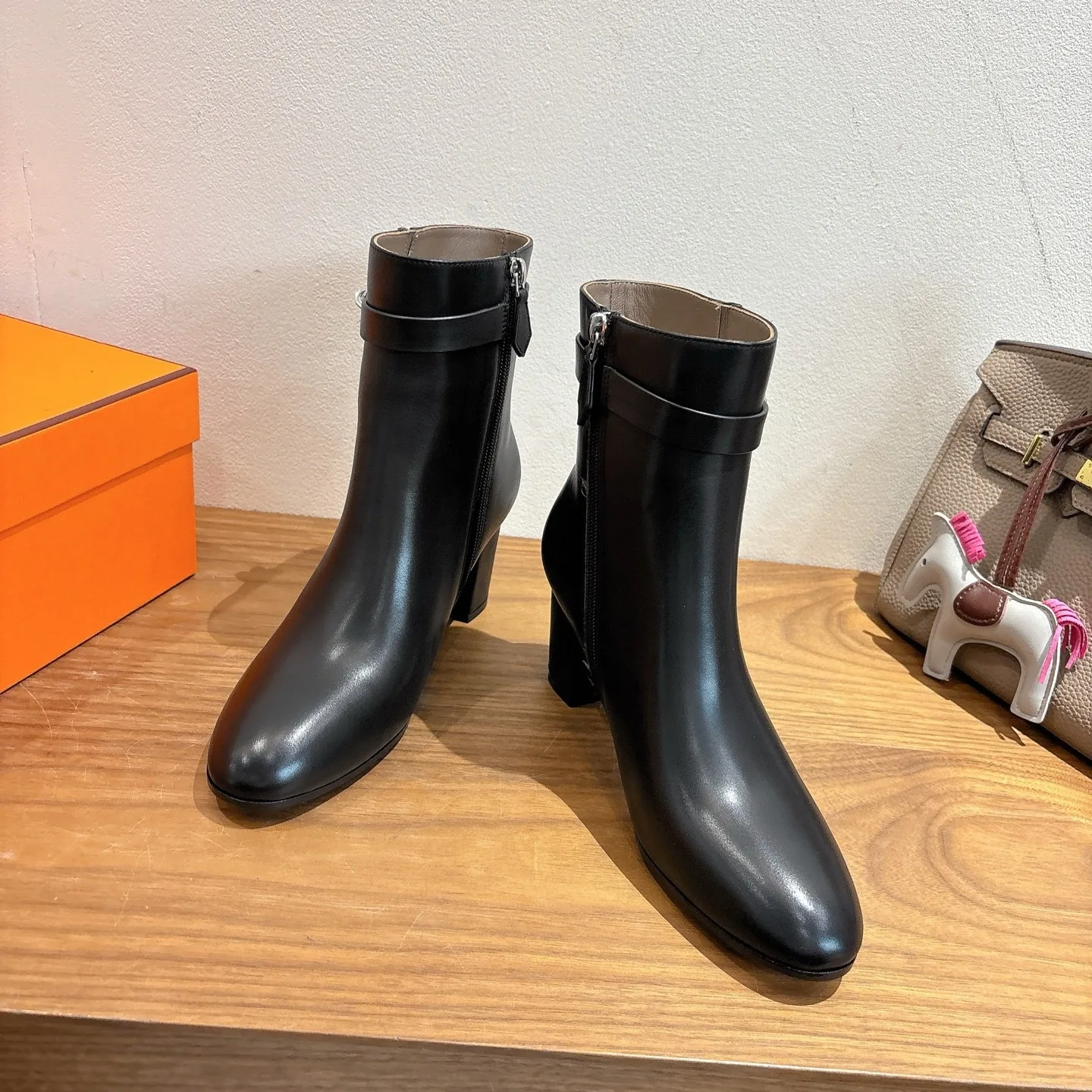 Hermes Saint Germain Ankle Boots Noir - Image 6