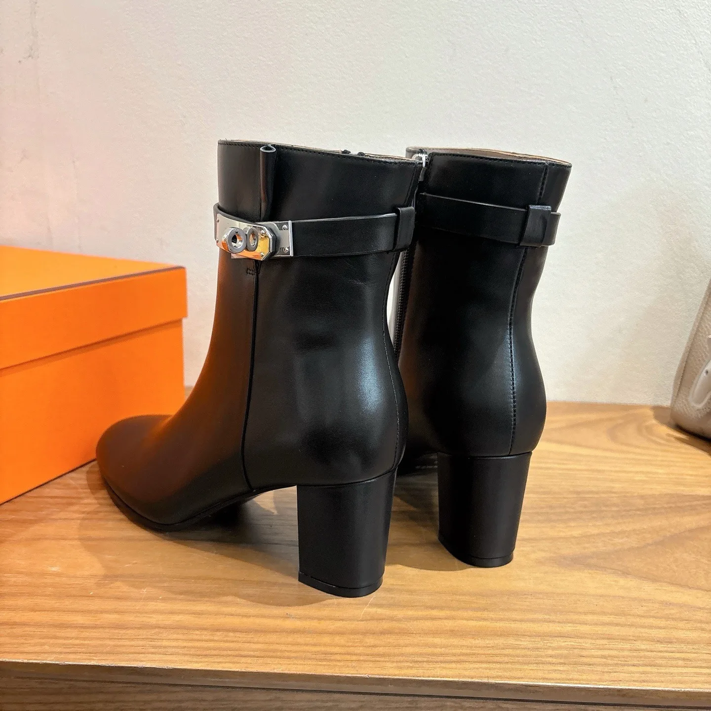 Hermes Saint Germain Ankle Boots Noir - Image 10