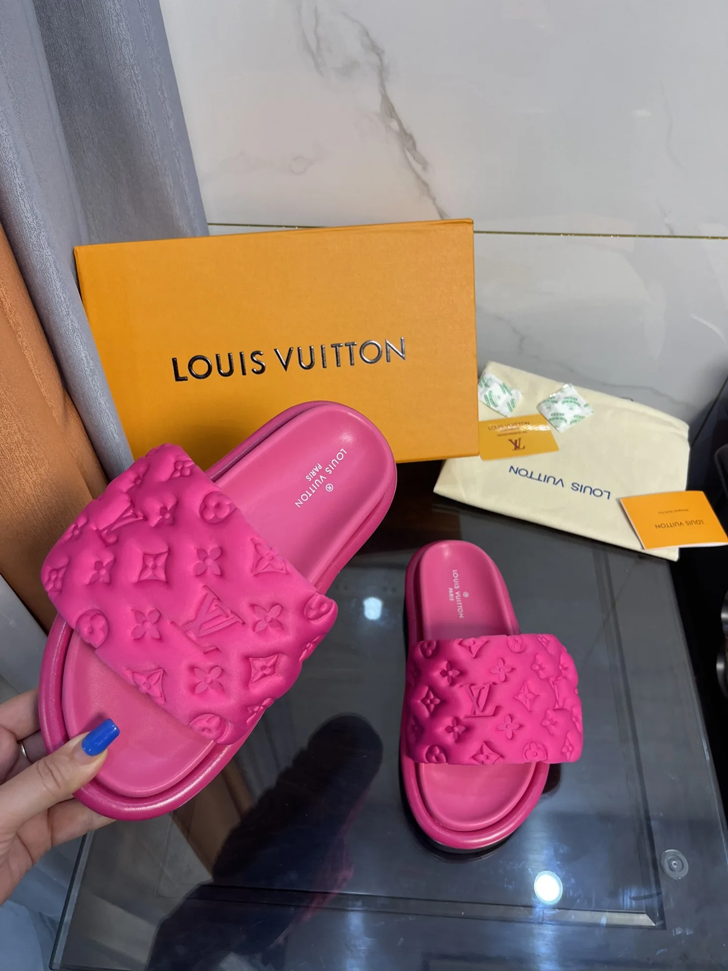 Louis Vuitton Pool Pillow Comfort Flat Mule Black LV 1AA1EF - Image 9