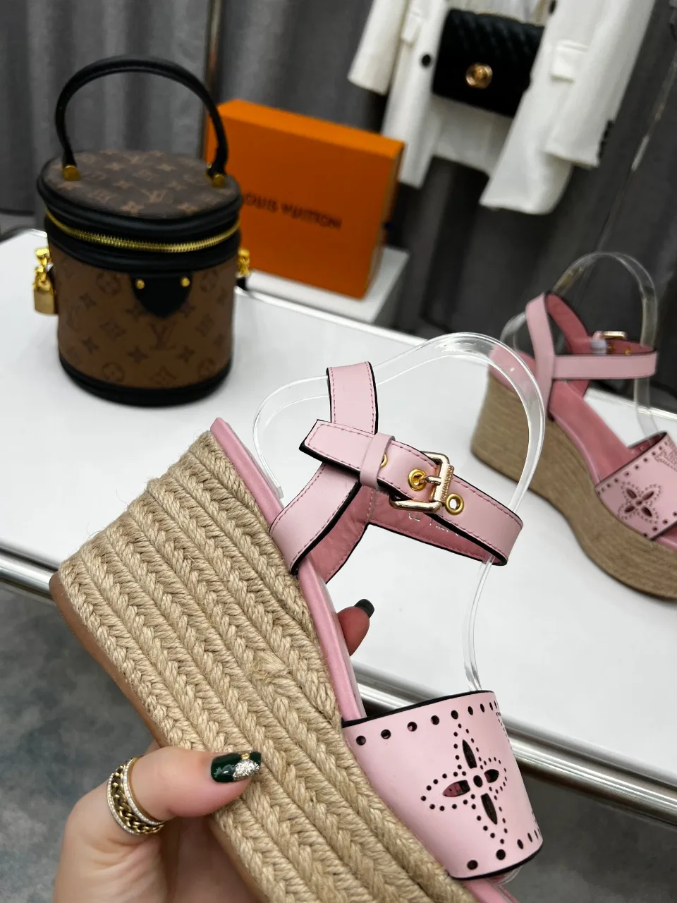 Louis Vuitton Women’s Starboard Wedge Sandal Pink - Image 10
