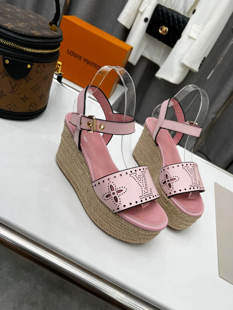 Louis Vuitton Women’s Starboard Wedge Sandal Pink - Image 5