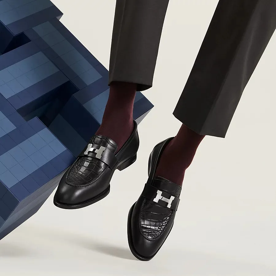 Hermes Honoer Loafers Black - Image 4