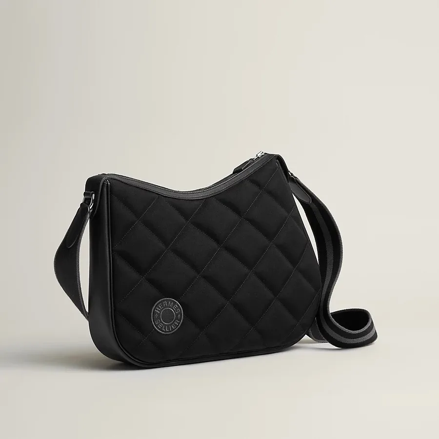 Alternative view of Hermes Horseback Bag Noir /