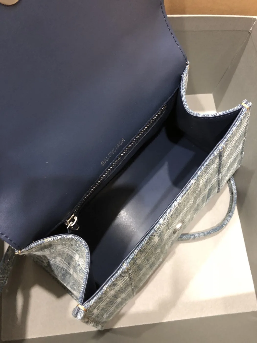 Balenciaga Hourglass Small Handbag Bb Monogram Bleached Denim In Blue / - Image 5