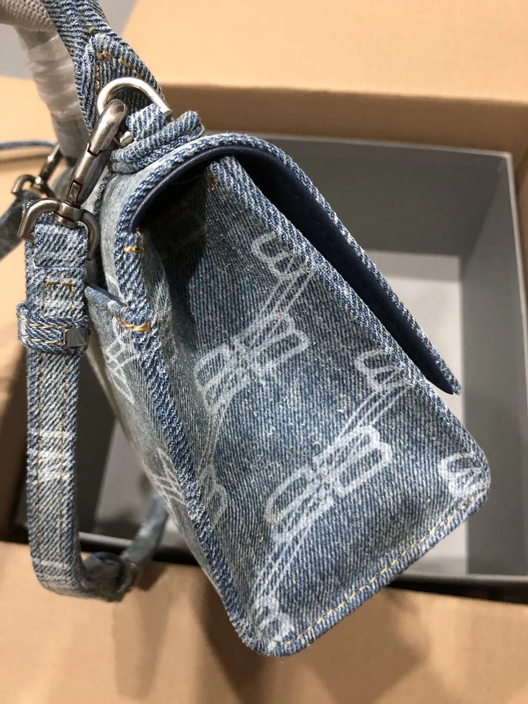 Alternative view of Balenciaga Hourglass XS Handbag Bb Monogram Bleached Denim In Blue /