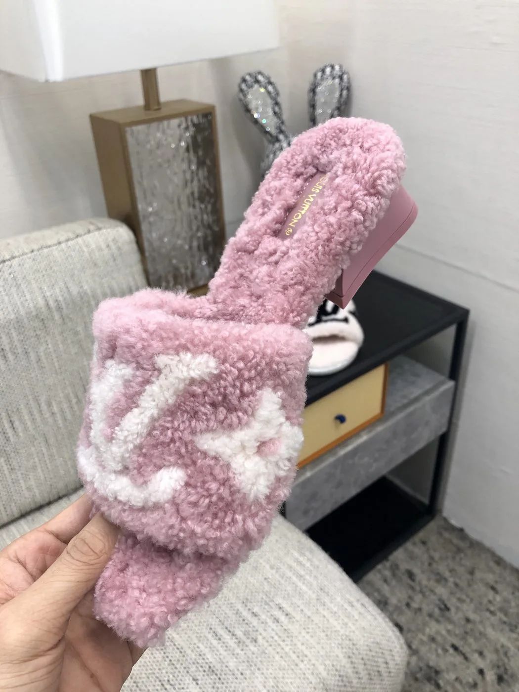 Alternative view of Louis Vuitton Women’s Magnetic Mule Light Pink