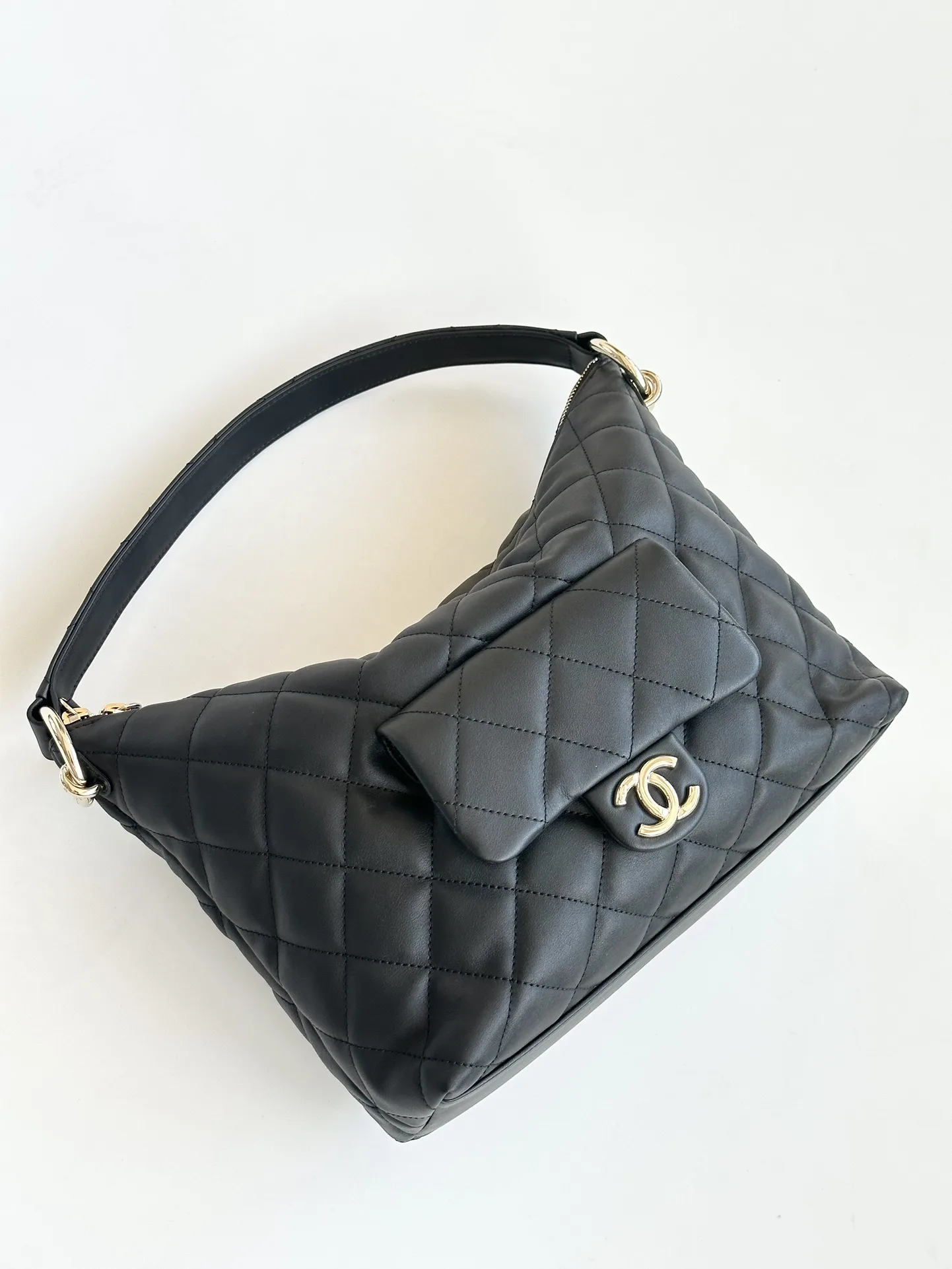 Alternative view of Chanel 23B Hobo Bag / Black Gold Hardware