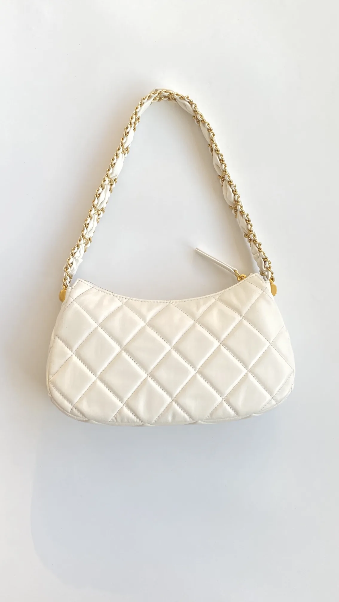 Chanel 23K Calfskin White Hobo Bag 9,/ - Image 9