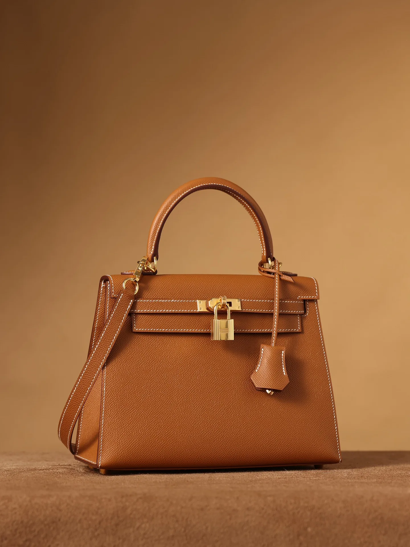 Hermes Kelly Epsom Gold Tone Lock Bag Brown 9,/ - Image 5