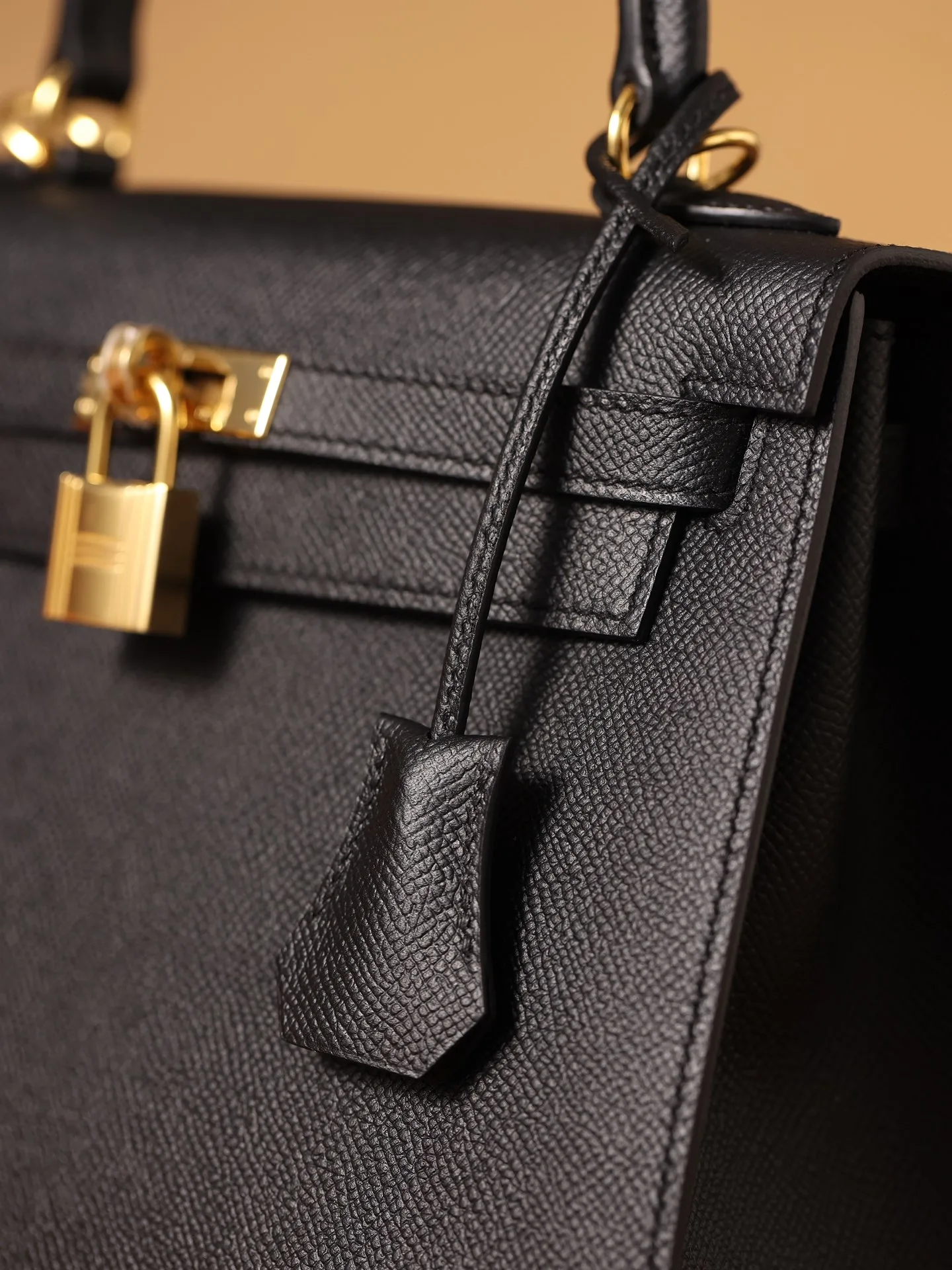 Hermes Kelly Epsom Gold Tone Lock Bag Black 9,/ - Image 10