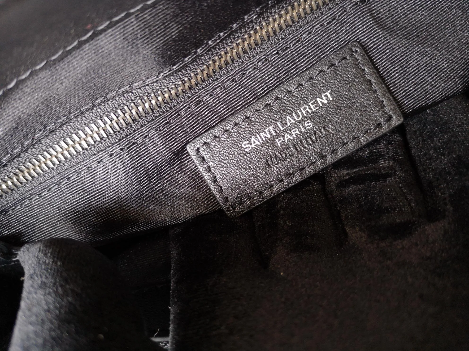 Saint Laurent Lou Lou Medium Chain Bag Black / YSL - Image 4