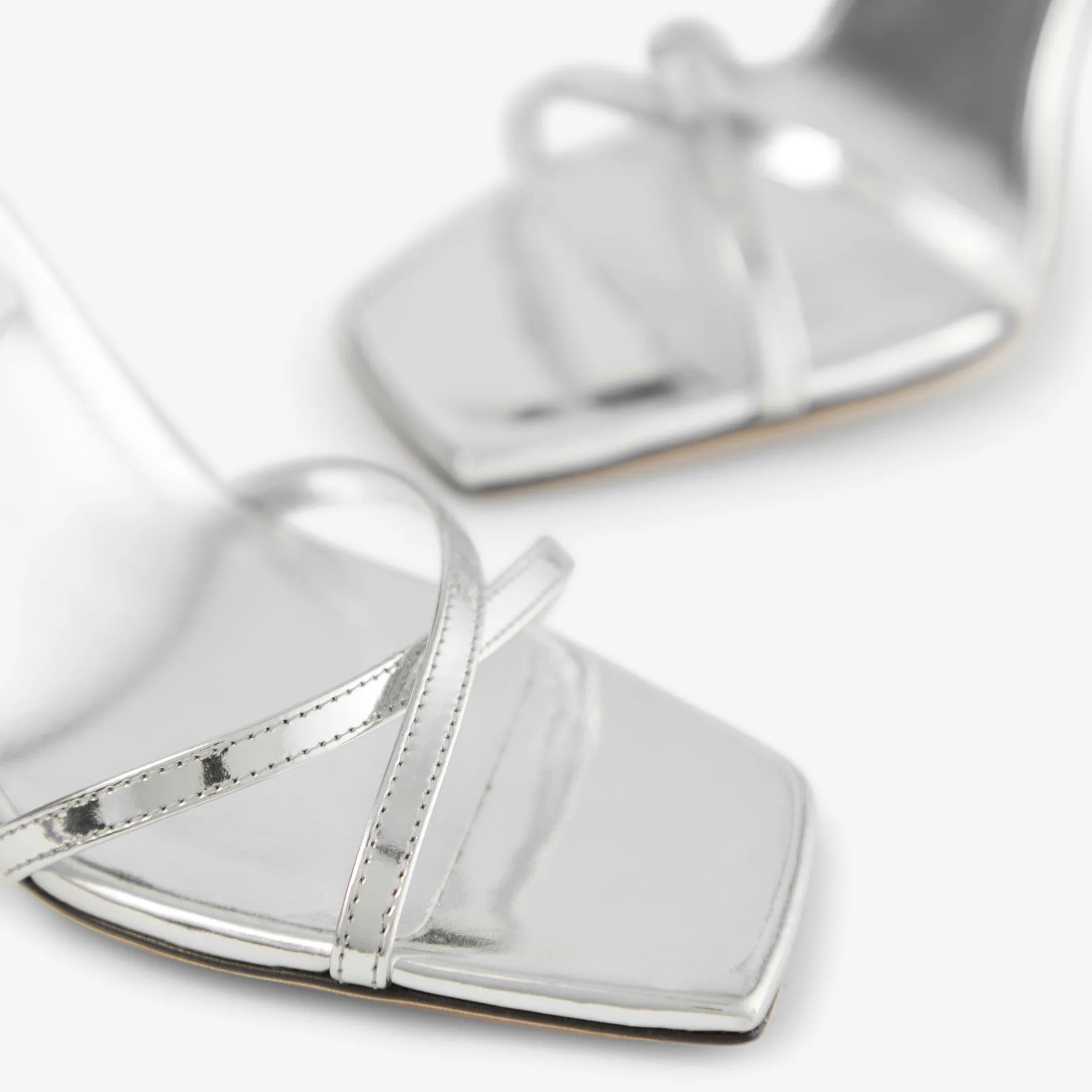 Jimmy Choo Metz 100 Metal Leather Sandal Silver METZ100QUI - Image 4