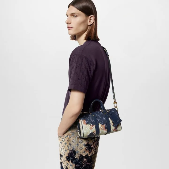 Louis Vuitton Keepall Bandouliere 25 Travel Bag / Ink Blue Monogram Bleach Gold Hardware - Image 2