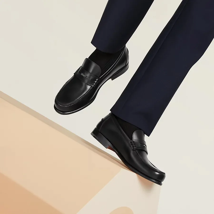 Alternative view of Hermes Kristian Loafers Black