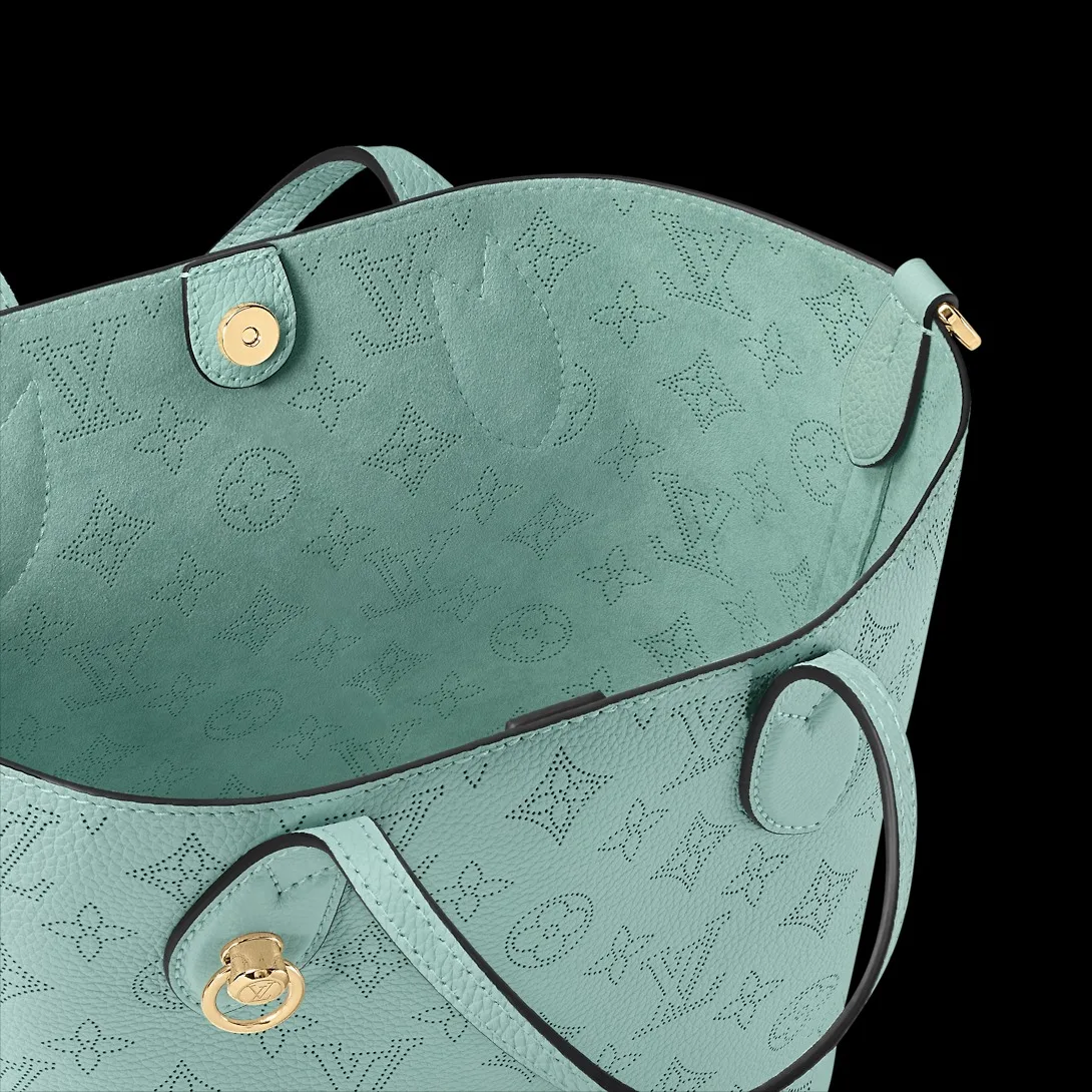 Louis Vuitton Blossom PM Bag 7.8 Inches/ - Image 4