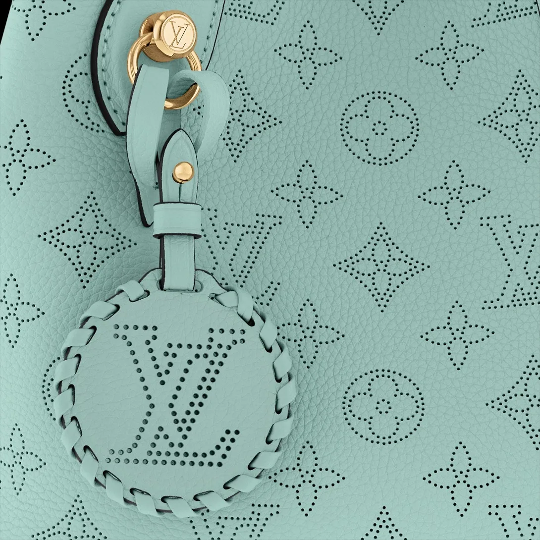 Louis Vuitton Blossom PM Bag 7.8 Inches/ - Image 3