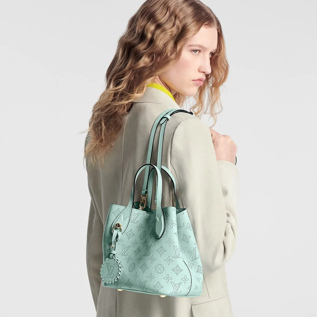 Alternative view of Louis Vuitton Blossom PM Bag 7.8 Inches/