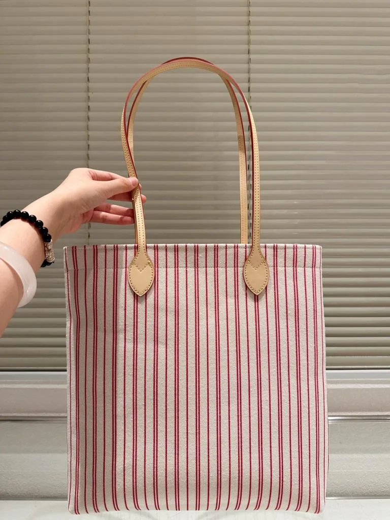 Louis Vuitton Carry It Beige Plum / - Image 3