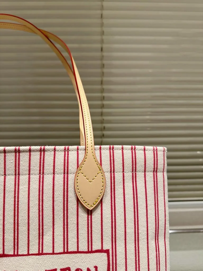 Louis Vuitton Carry It Beige Plum / - Image 5