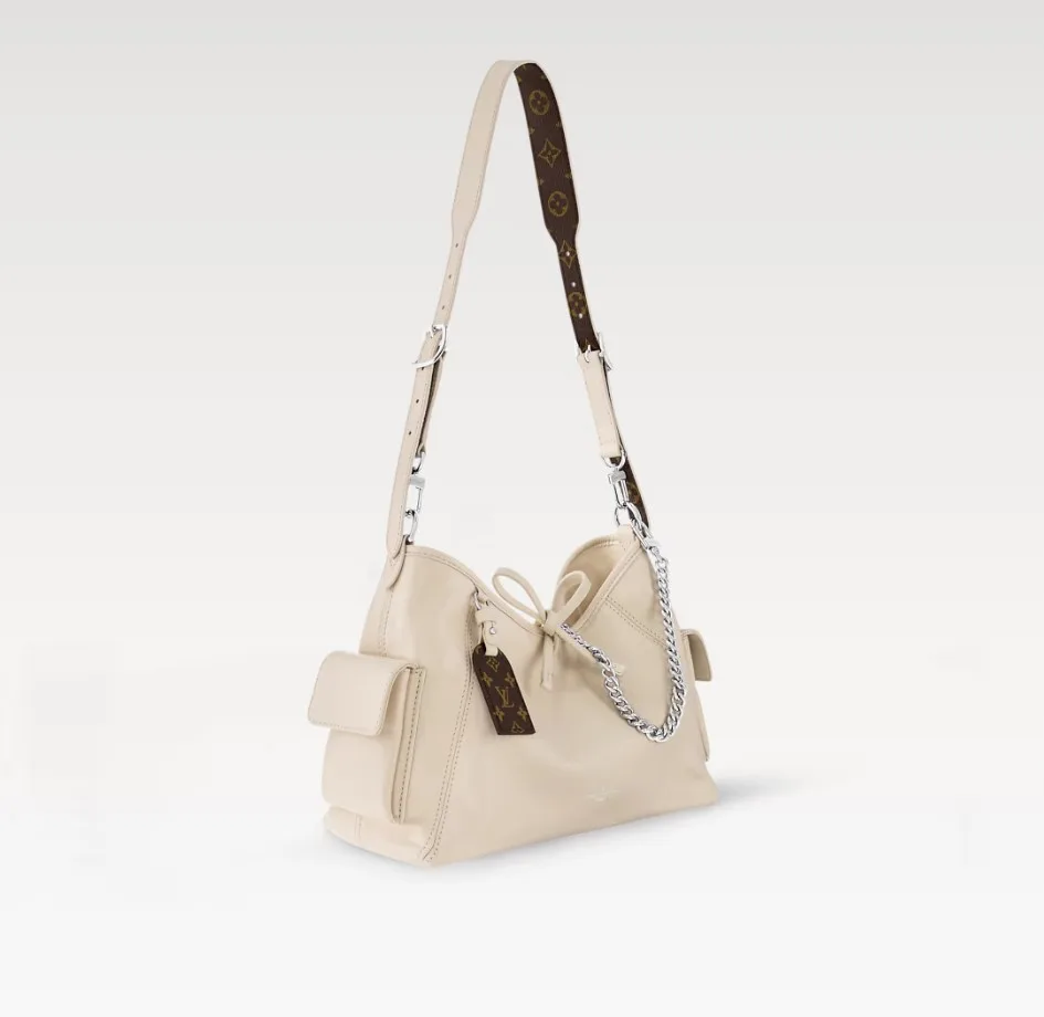 Louis Vuitton CarryAll Cargo Vibe PM Shoulder Bag / Vanilla Silver Hardware - Image 4