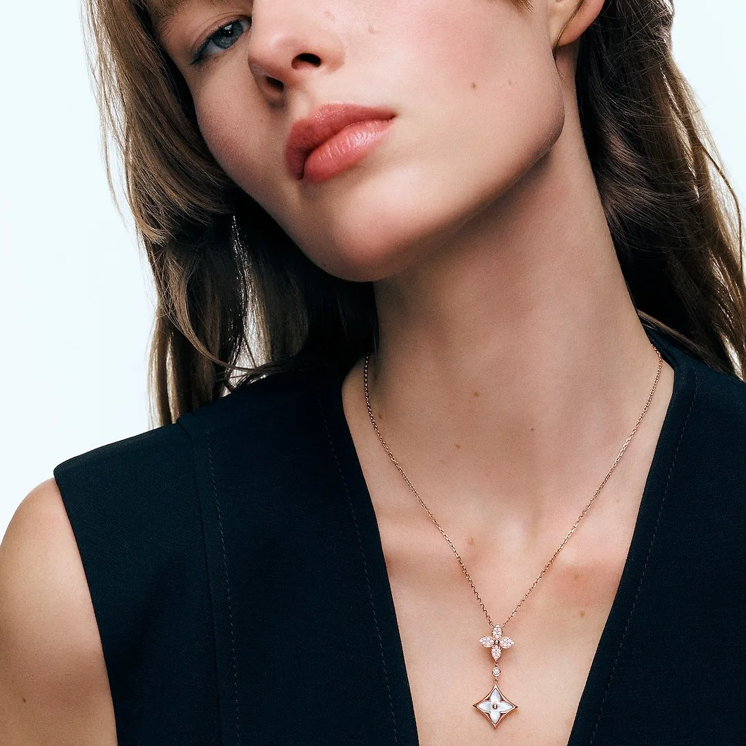 Louis Vuitton Color Blossom Double Star Pendant Necklace Pink-Toned - Image 3