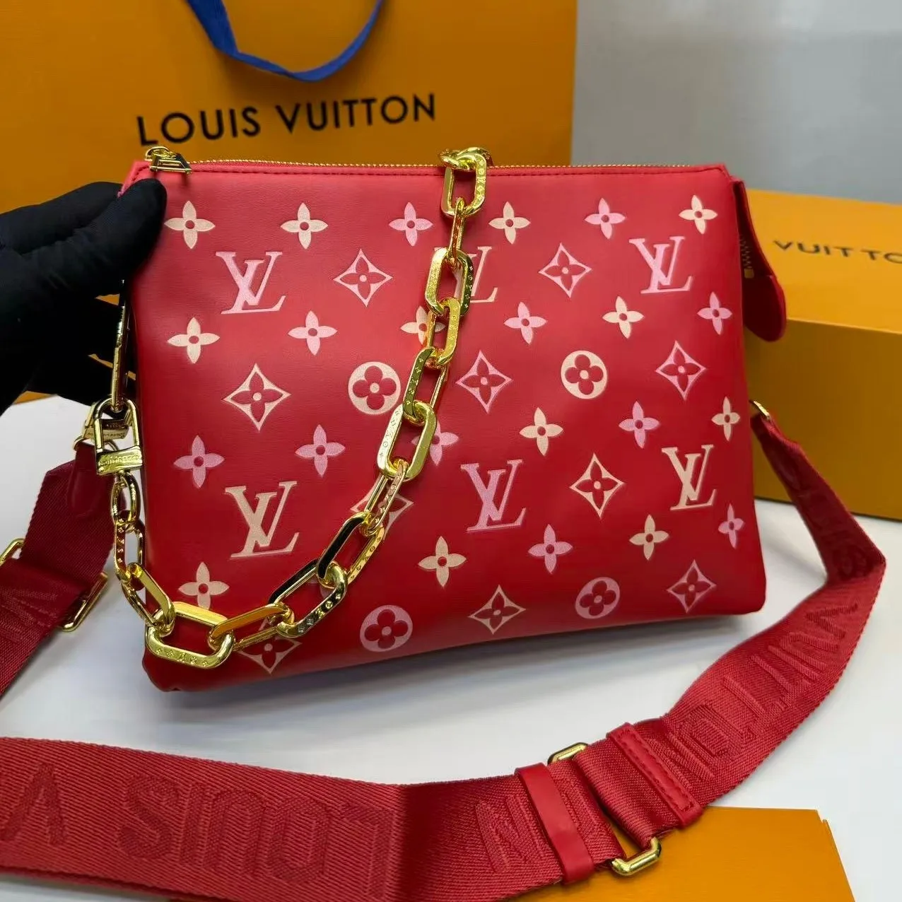 Louis Vuitton Coussin PM Shoulder Bag / Red Gold Hardware - Image 7