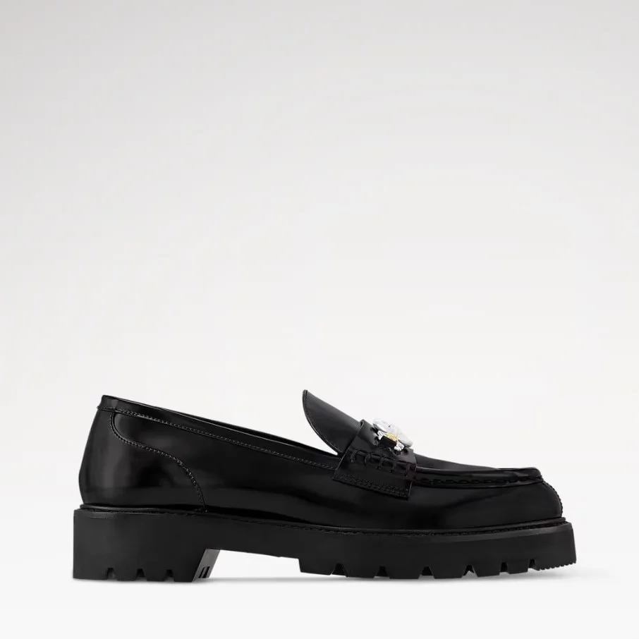 Alternative view of Louis Vuitton District Flat Loafer Black 1AGXHZ
