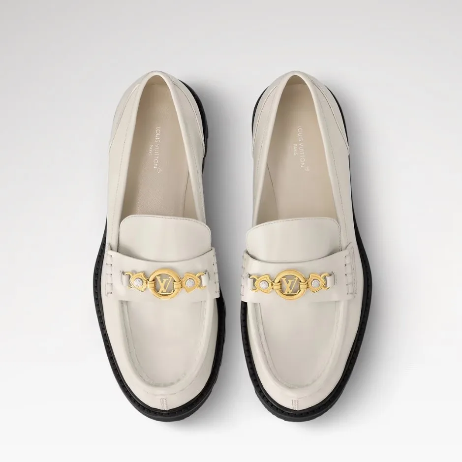 Louis Vuitton District Flat Loafer Ecru 1AGXIV - Image 5