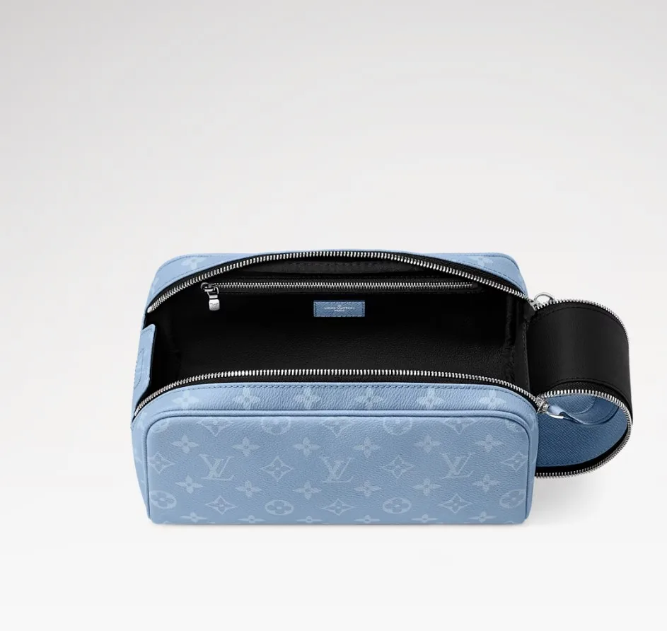 Louis Vuitton Dopp Kit Sky Blue / - Image 3
