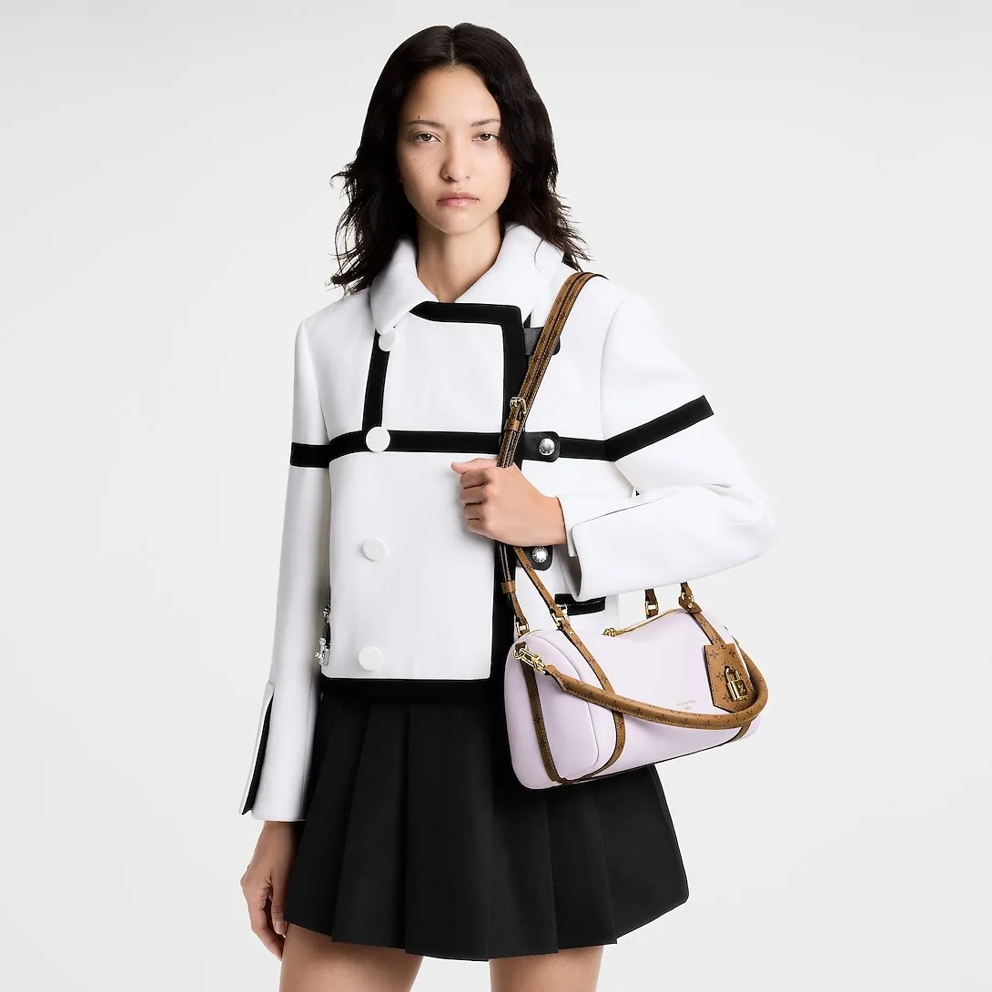 Alternative view of Louis Vuitton Express PM Shoulder Bag / Lilas Gold Hardware