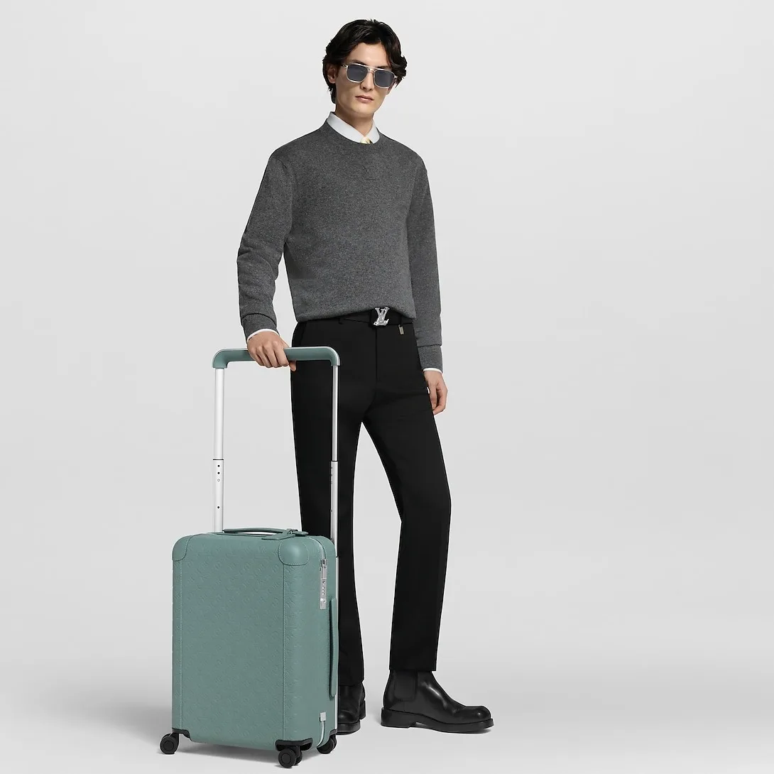 Alternative view of Louis Vuitton Horizon 55 Suitcase / Misty Lake Green Silver Hardware