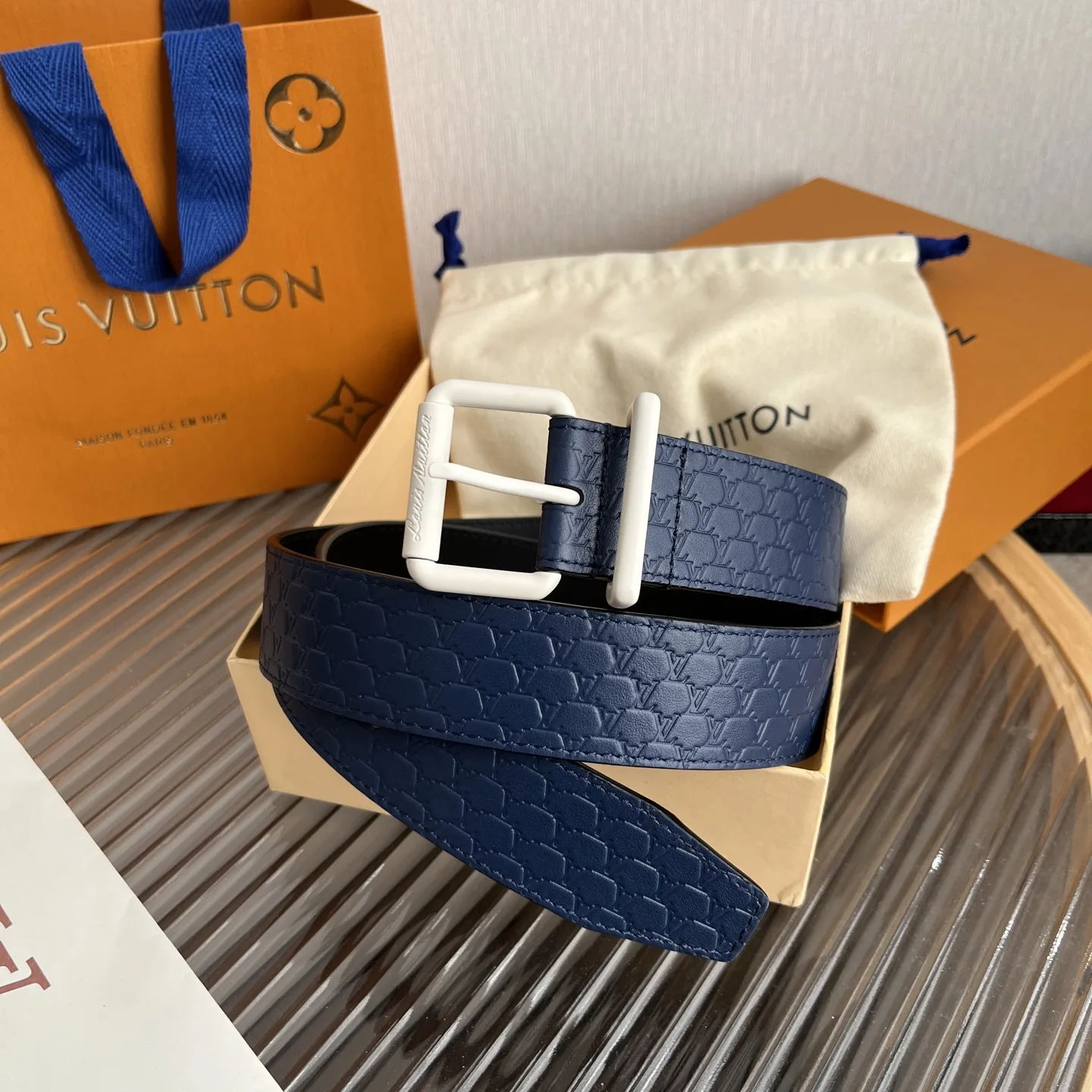 Louis Vuitton LV Initiales Embossed Belt Navy Blue With Matte White Buckle - Image 9