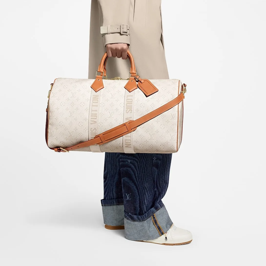 Louis Vuitton Keepall Bandouliere 45 Travel Bag / Off-White Gold Hardware - Image 3