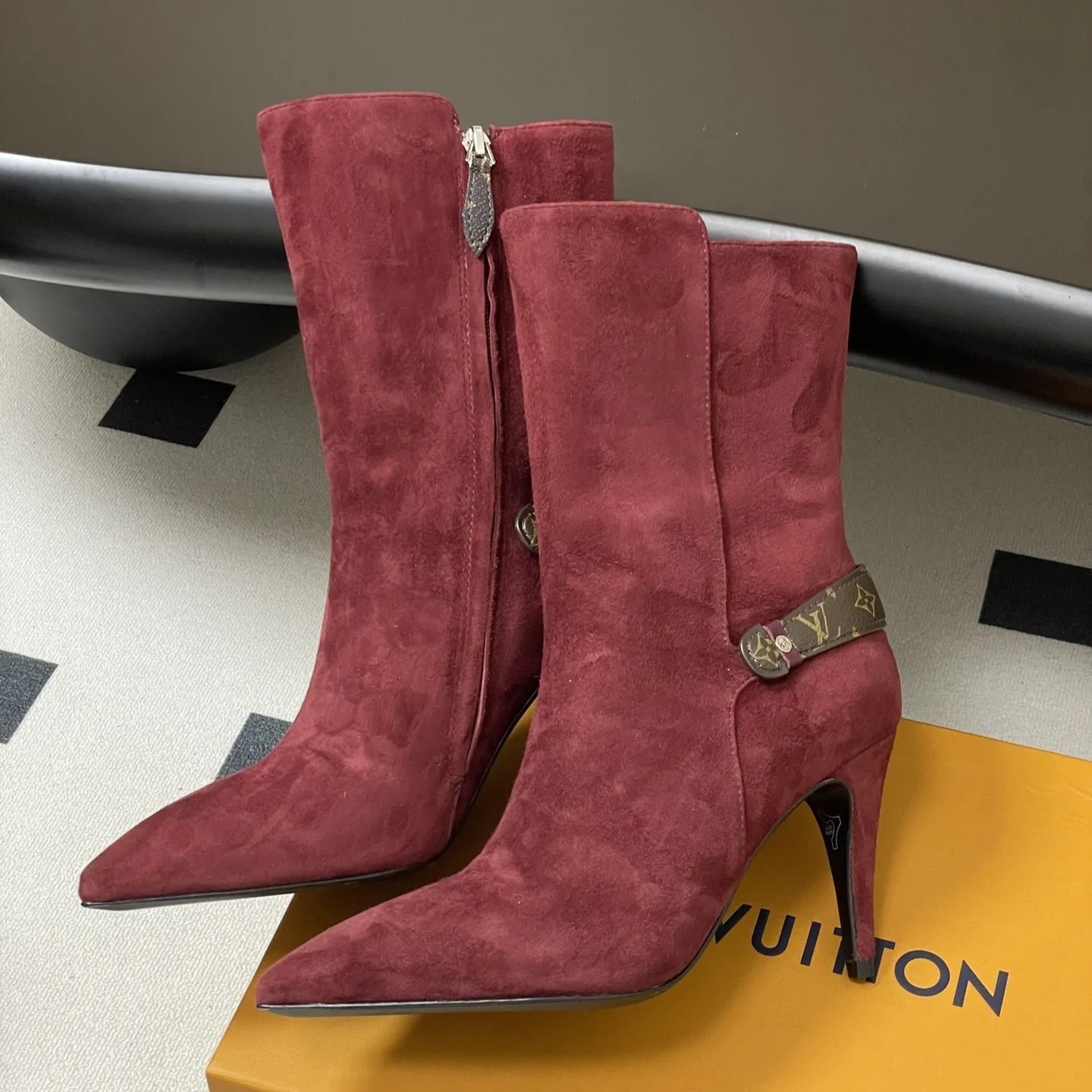 Louis Vuitton Legacy Ankle Boots Bordeaux Red 1AIDZH - Image 5