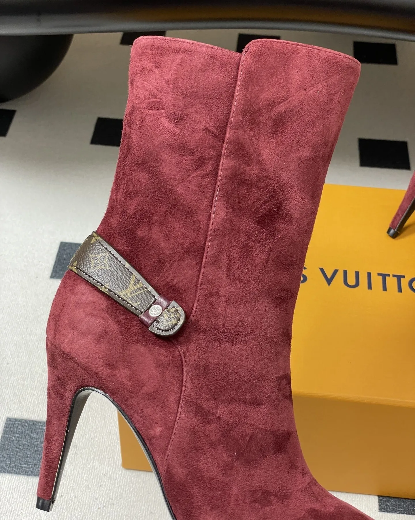 Louis Vuitton Legacy Ankle Boots Bordeaux Red 1AIDZH - Image 7