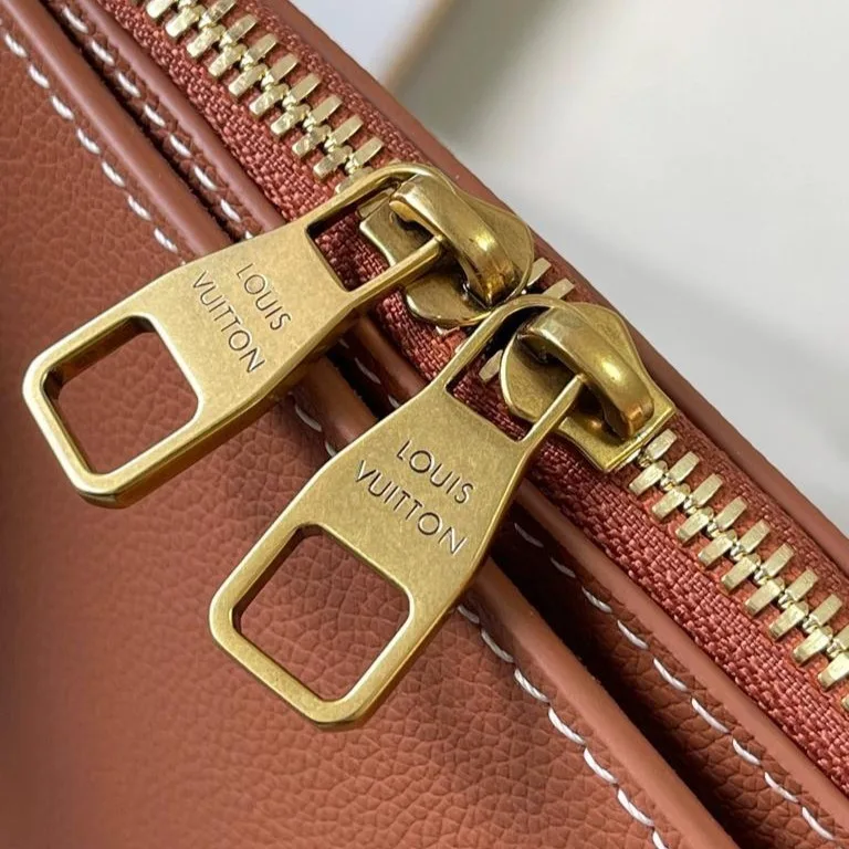 Louis Vuitton Low Key Duffle Tote Cognac / - Image 11