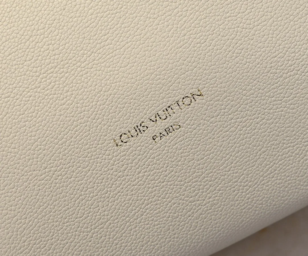 Louis Vuitton Low Key Hobo MM Beige / - Image 12