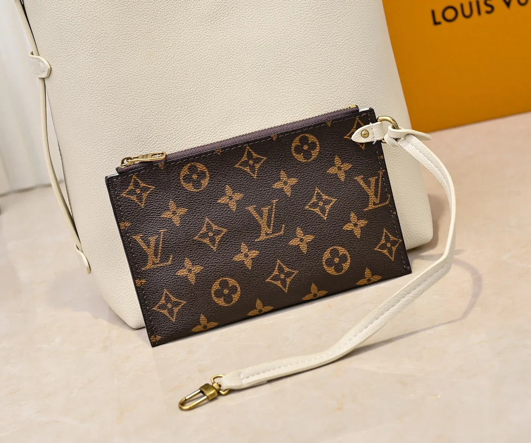 Louis Vuitton Low Key Hobo MM Beige / - Image 13