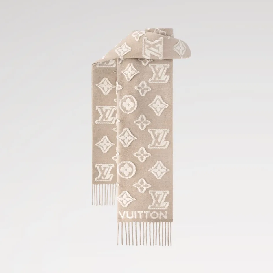 Alternative view of Louis Vuitton LV 3D Scarf Beige And White /