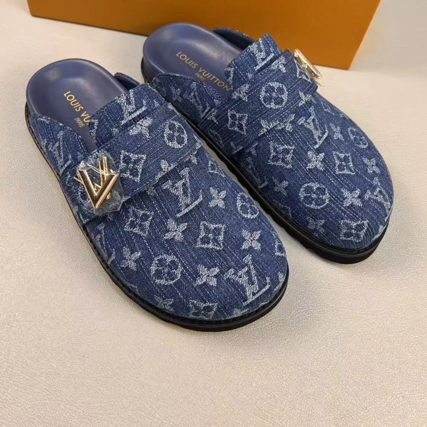 Louis Vuitton LV Cosy Comfort Mule Blue 1AGVOO - Image 5