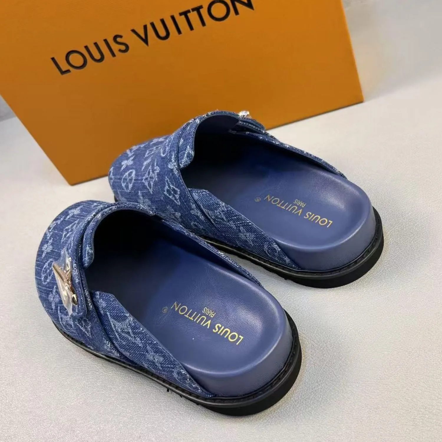Louis Vuitton LV Cosy Comfort Mule Blue 1AGVOO - Image 3