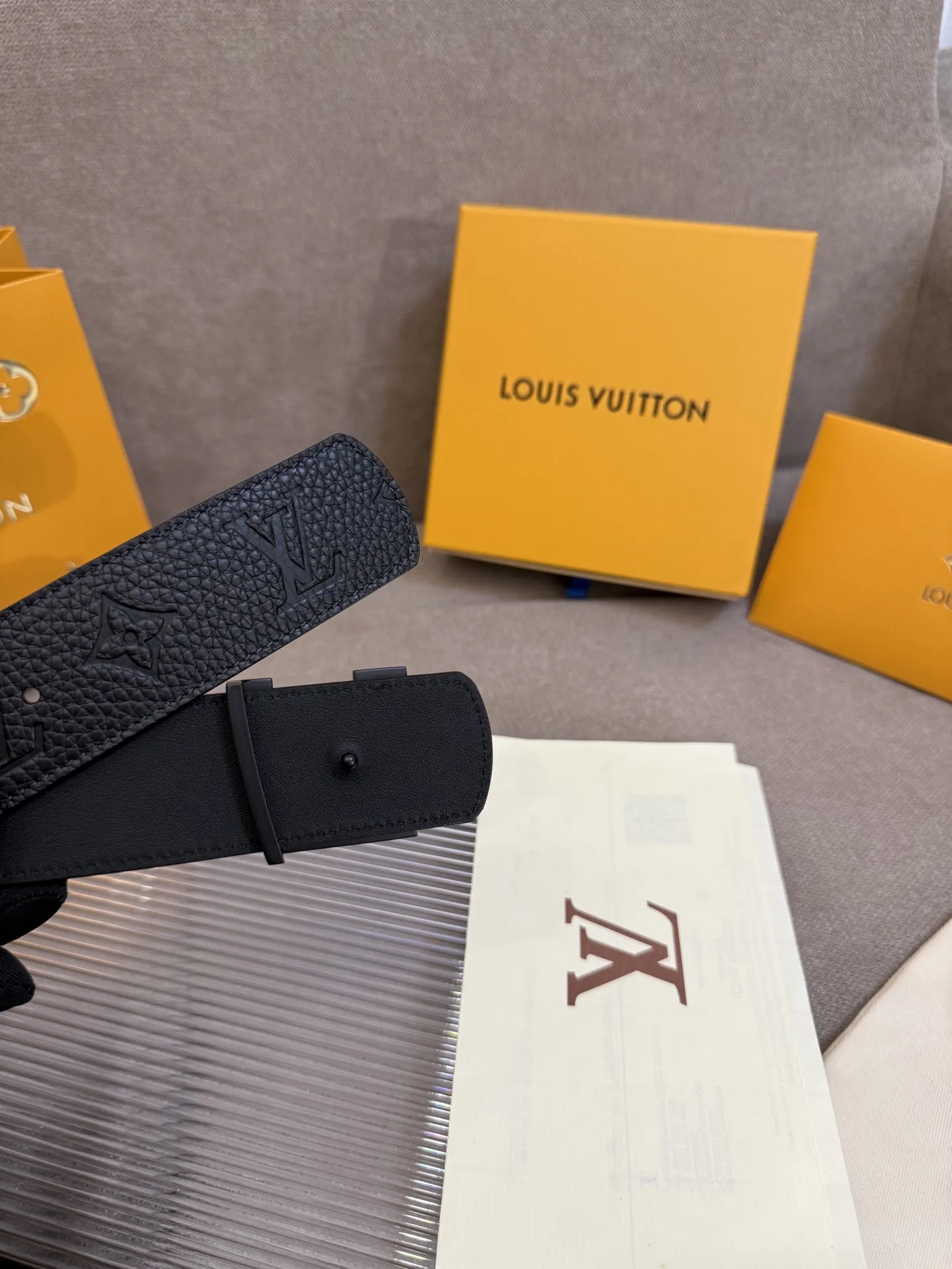 Louis Vuitton LV Initiales Embossed Monogram Pattern Belt Black - Image 7