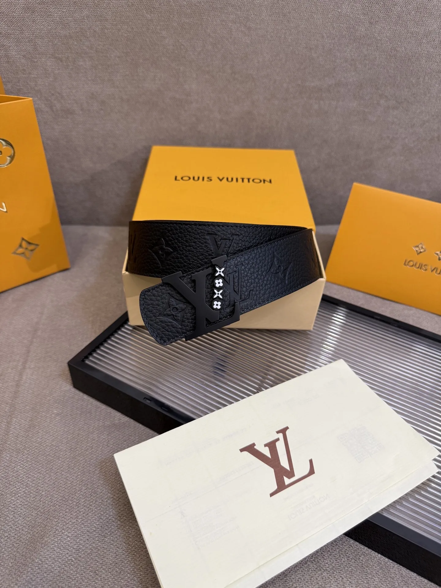 Louis Vuitton LV Initiales Embossed Monogram Pattern Belt Black - Image 8