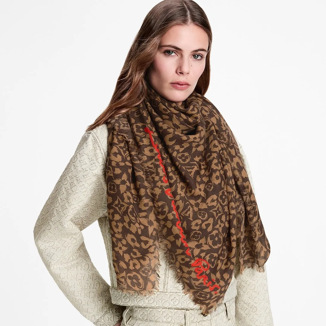 Alternative view of Louis Vuitton LV Safari Stole / Brown