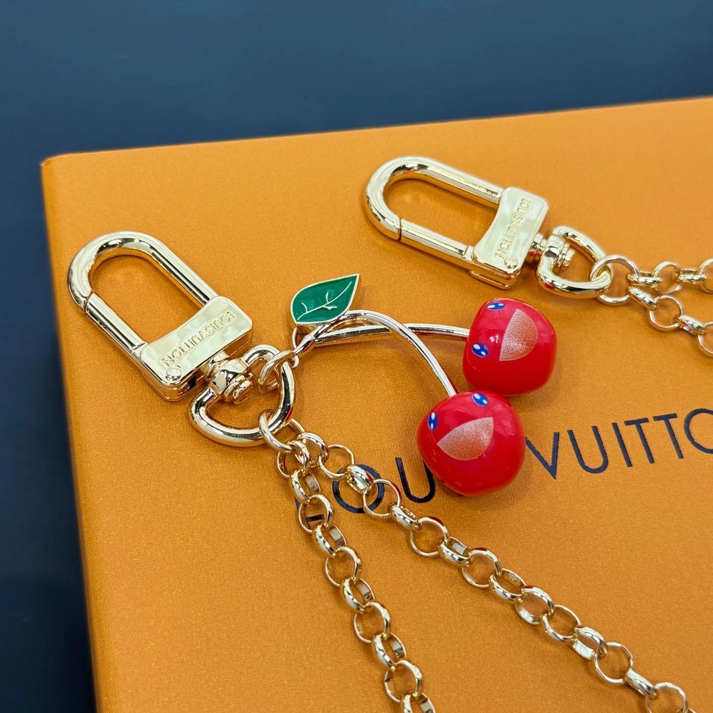 Louis Vuitton LV x TM Cerise Bag Chain Gold-Toned - Image 8