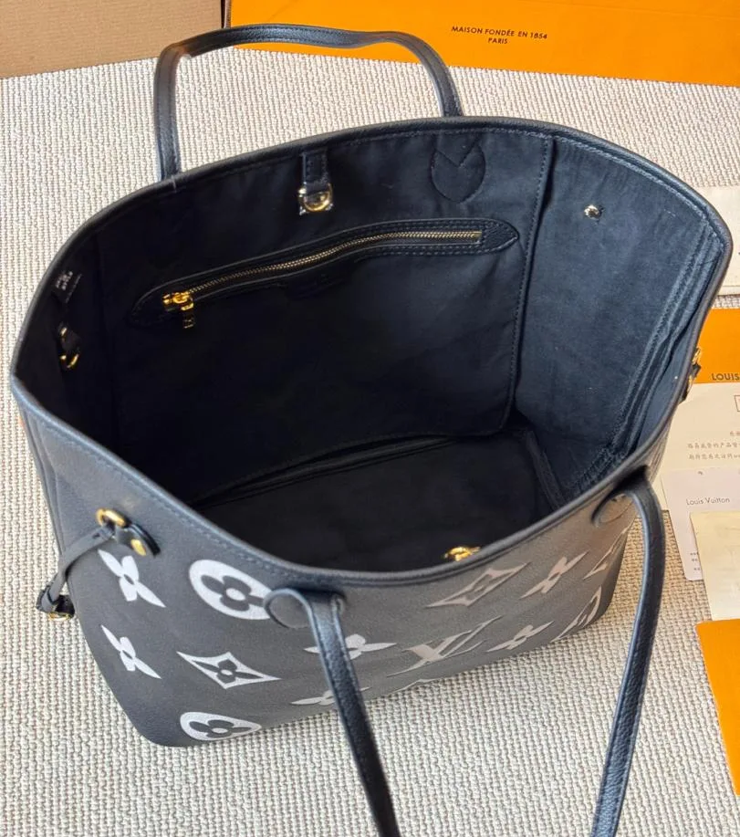 Louis Vuitton Neverfull MM Monogram Empreinte Blue / - Image 7