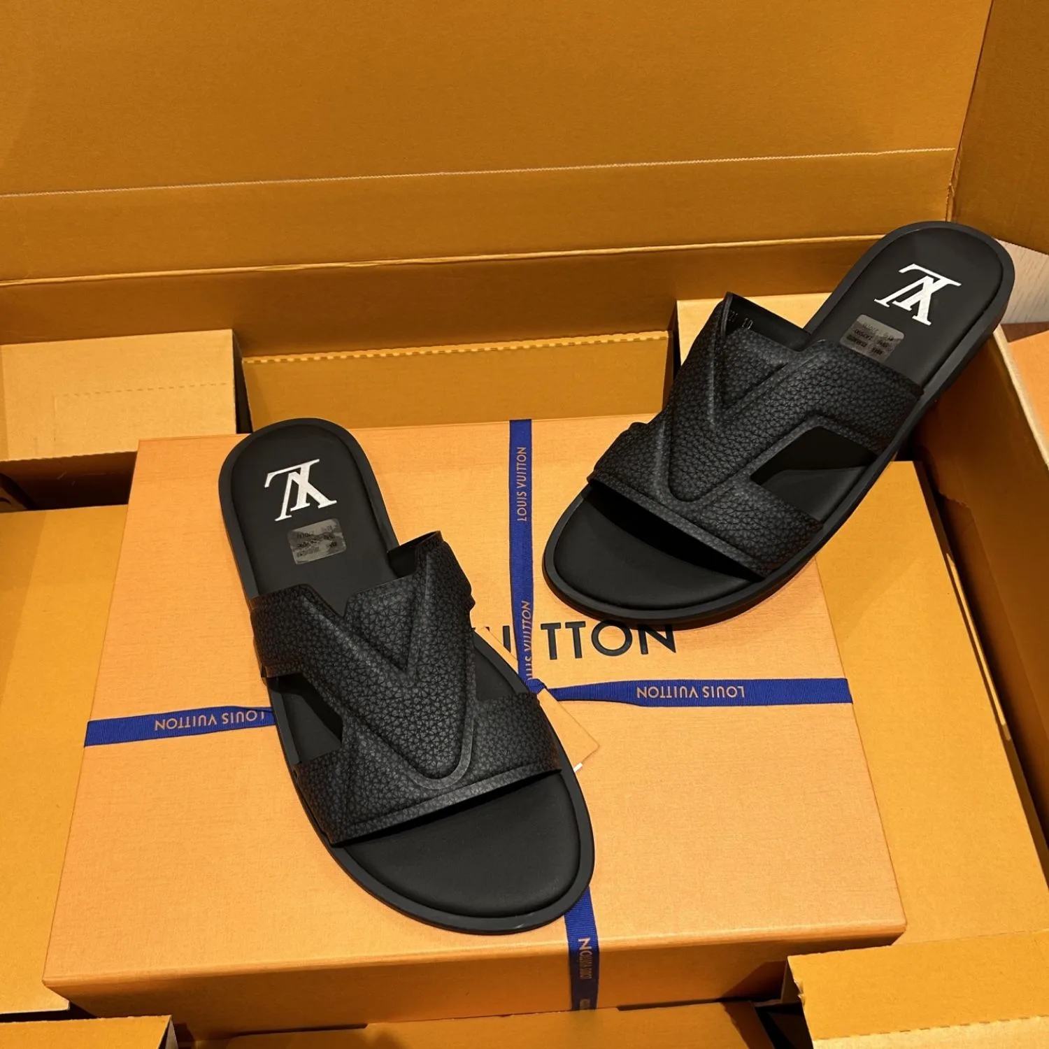 Louis Vuitton Oasis Mule Black - Image 2