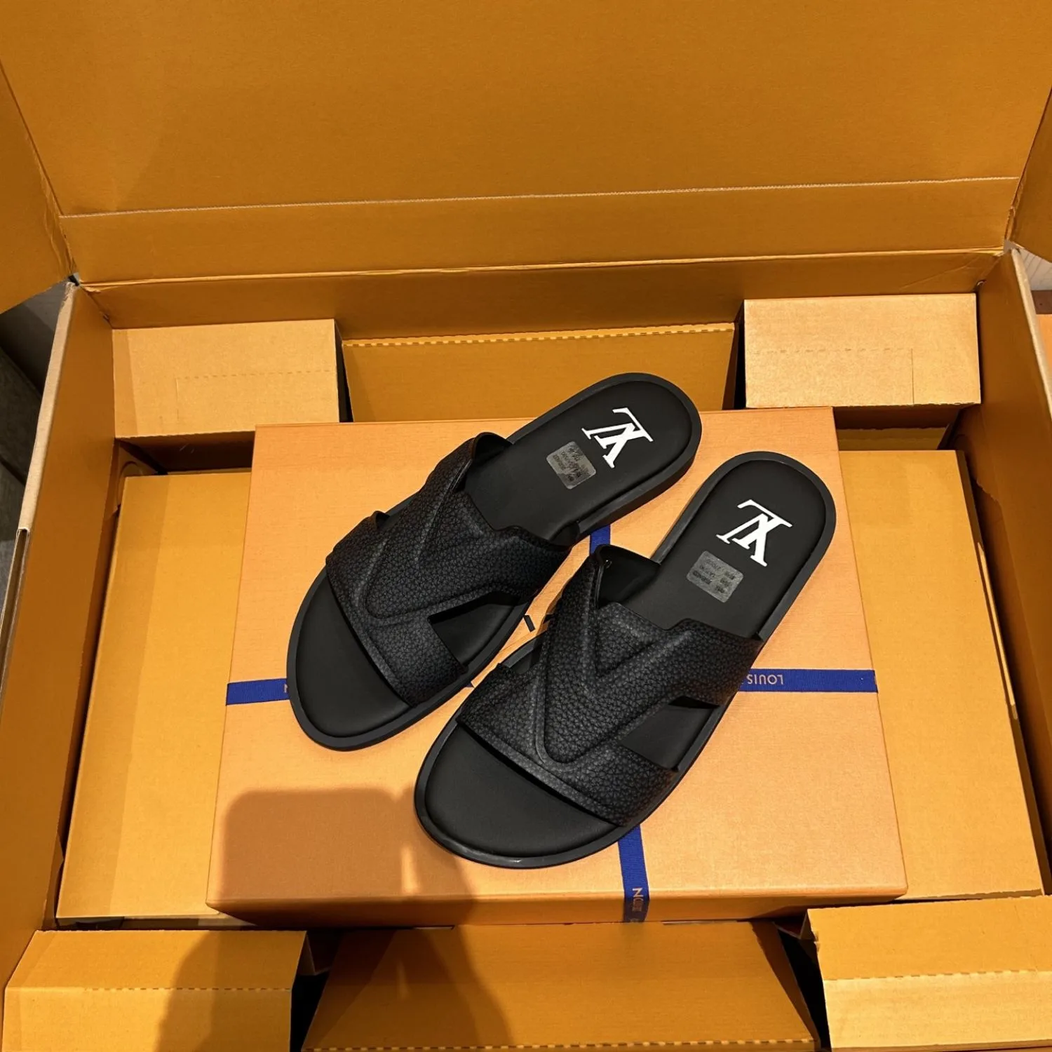 Louis Vuitton Oasis Mule Black - Image 5